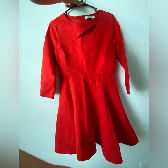 Halston Heritage Red Cut Out Bateau Neckline knee length Dress 3/4 Sleeve US 4 - Picture 10 of 16